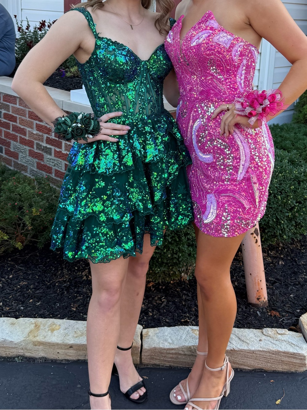 Sherri Hill Green Homecoming dress - Picture 2 of 2